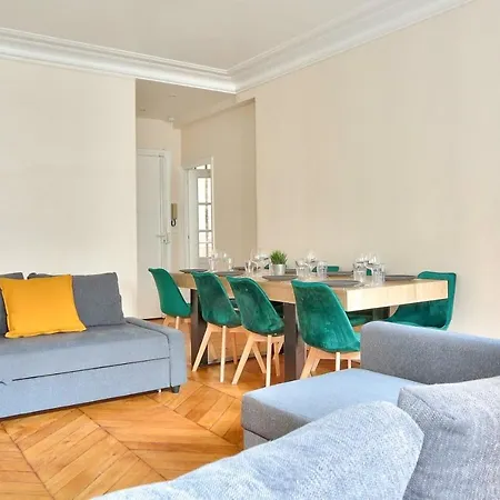 Arc De Triomphe Superbe Free Netflix Apartment *