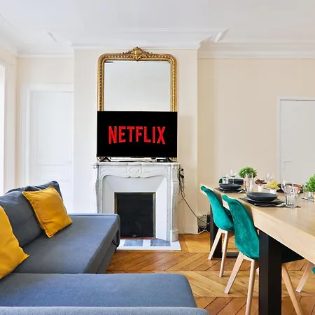 Apartment Arc De Triomphe Superbe Free Netflix Paris